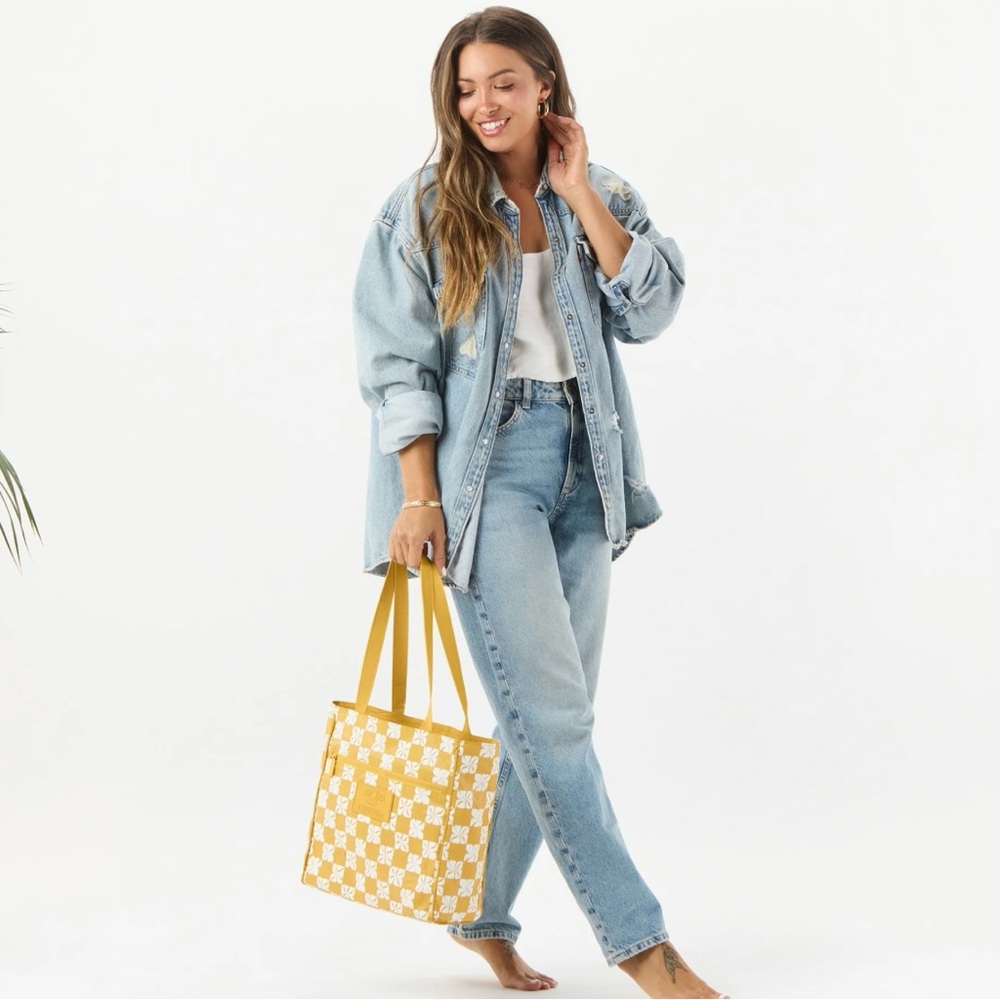 ALOHA Mustard and White Patterned Tote - Picture 2 of 4